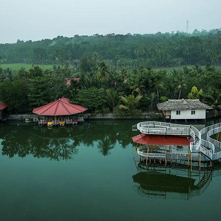 Hotel Mango Meadows Kottayam Exterior foto